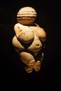 100 Fat Activists #1: The Venus of Willendorf