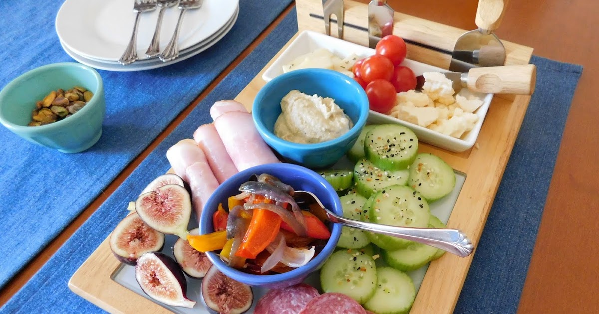 theworldaccordingtoeggface: Summer Night Dinner Idea: Tidbit Party